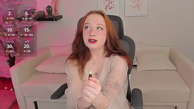 Snapshot of Violet_Griffen chatting on 27, 2, 2026 Violet Griffen online show from 27, 2, 2026