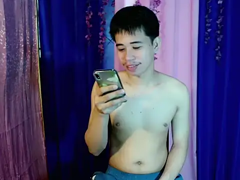 urasianbigcock online show from 24, 11, 2025