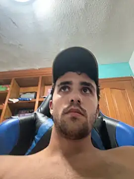 Snapshot of aavrdvh33 chatting on 5, 11, 2025 aavrdvh33 online show from 5, 11, 2025