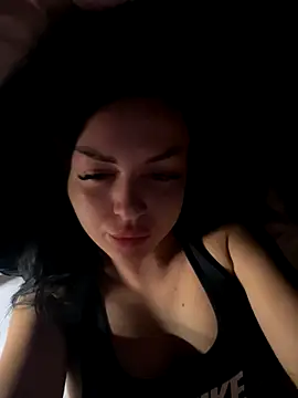 KenyaCruz online show from 5, 10, 2025