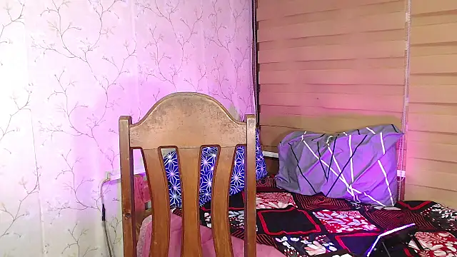 Snapshot of TssluttyNikka chatting on 10, 9, 2025 TssluttyNikka online show from 10, 9, 2025