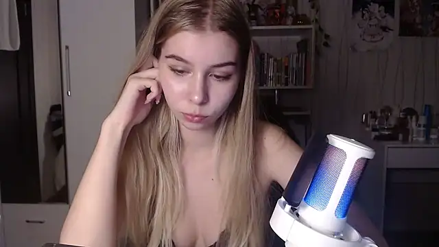 Snapshot of Panzee1 chatting on 1, 10, 2025 Panzee1 online show from 1, 10, 2025