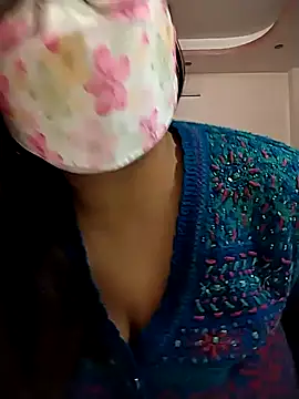 Snapshot of colleen_hoover chatting on 27, 11, 2025 colleen hoover online show from 27, 11, 2025