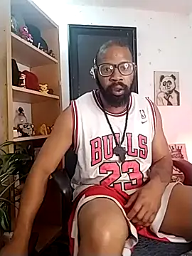 Snapshot of King_Malik chatting on 28, 10, 2025 King Malik online show from 28, 10, 2025