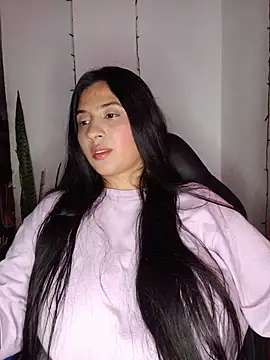 Snapshot of VALENTINA_ROUSE_ chatting on 28, 5, 2026 VALENTINA ROUSE online show from 28, 5, 2026
