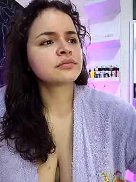 SeleneLuminari8 online show from 13, 5, 2026
