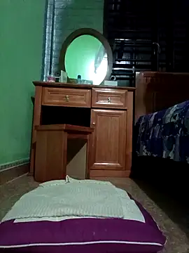 SexyQueen99 online show from 25, 10, 2025