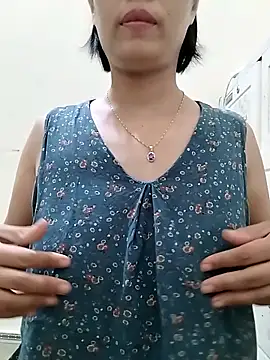 Snapshot of love_sexy090 chatting on 18, 9, 2025 love sexy090 online show from 18, 9, 2025