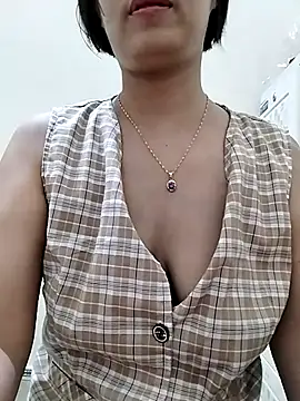 Snapshot of love_sexy090 chatting on 5, 10, 2025 love sexy090 online show from 5, 10, 2025