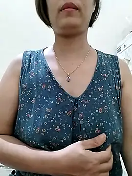 Snapshot of love_sexy090 chatting on 7, 10, 2025 love sexy090 online show from 7, 10, 2025