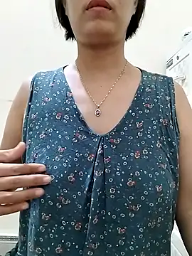 Snapshot of love_sexy090 chatting on 16, 10, 2025 love sexy090 online show from 16, 10, 2025