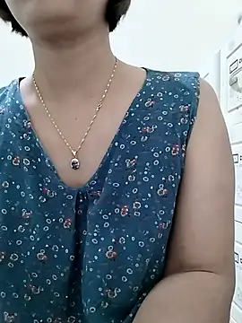 Snapshot of love_sexy090 chatting on 1, 11, 2025 love sexy090 online show from 1, 11, 2025