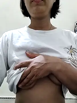 Snapshot of love_sexy090 chatting on 30, 11, 2025 love sexy090 online show from 30, 11, 2025