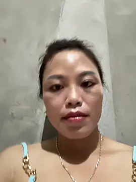 Snapshot of MychuSweet chatting on 10, 9, 2025 MychuSweet online show from 10, 9, 2025