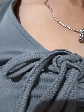 Snapshot of MychuSweet chatting on 12, 9, 2025 MychuSweet online show from 12, 9, 2025