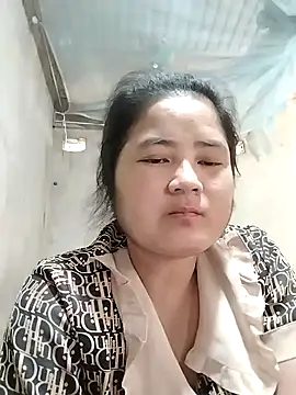 Snapshot of BigBoobs186 chatting on 13, 11, 2025 BigBoobs186 online show from 13, 11, 2025