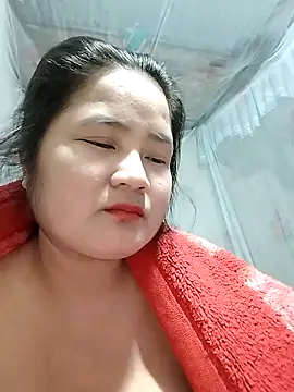 Snapshot of BigBoobs186 chatting on 28, 11, 2025 BigBoobs186 online show from 28, 11, 2025