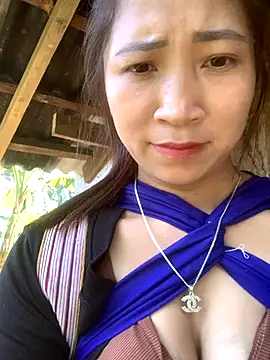 ThiHa003 online show from 5, 10, 2025