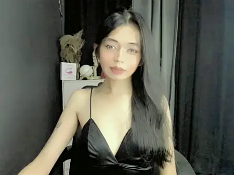 Snapshot of LexiLove chatting on 12, 5, 2026 LexiLove online show from 12, 5, 2026