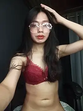 Snapshot of LexiLove chatting on 27, 5, 2026 LexiLove online show from 27, 5, 2026