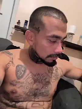 Snapshot of Cnutt310 chatting on 19, 12, 2025 Cnutt310 online show from 19, 12, 2025