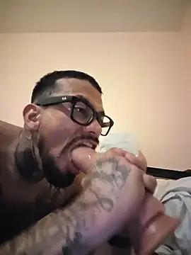 Snapshot of Cnutt310 chatting on 8, 2, 2026 Cnutt310 online show from 8, 2, 2026