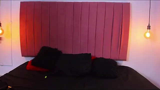 ana foxi online show from 5, 12, 2025