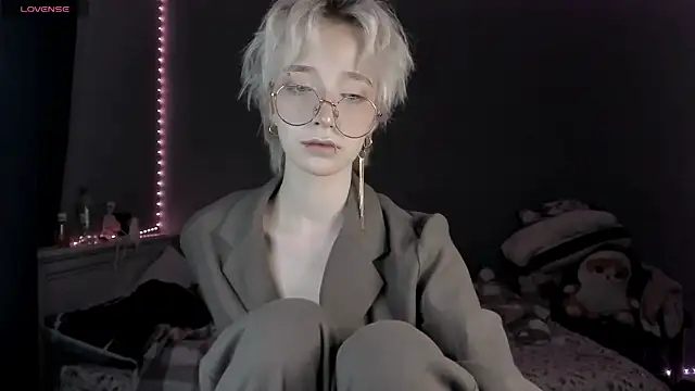 MelissaReis online show from 9, 11, 2025