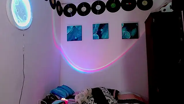 Snapshot of meghan_devil_ chatting on 13, 11, 2025 meghan devil online show from 13, 11, 2025