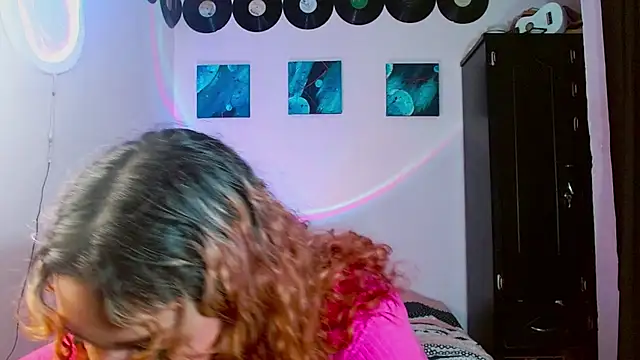 Snapshot of meghan_devil_ chatting on 27, 11, 2025 meghan devil online show from 27, 11, 2025