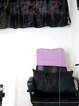 Snapshot of angierot2025 chatting on 15, 7, 2026 angierot2025 online show from 15, 7, 2026