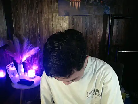 hotzachery online show from 4, 11, 2025