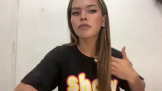 Snapshot of serpenthena_goddess chatting on 26, 10, 2025 serpenthena goddess online show from 26, 10, 2025