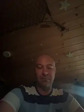 Snapshot of annubis69 chatting on 15, 4, 2026 annubis69 online show from 15, 4, 2026