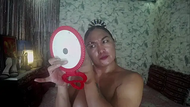 glamorousaMHARGA online show from 2, 10, 2025