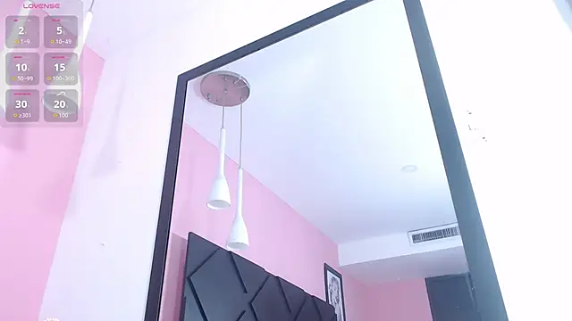 Snapshot of KinkyCutie1 chatting on 13, 9, 2025 KinkyCutie1 online show from 13, 9, 2025