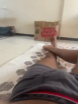 Snapshot of shreyas79 chatting on 1, 3, 2026 shreyas79 online show from 1, 3, 2026