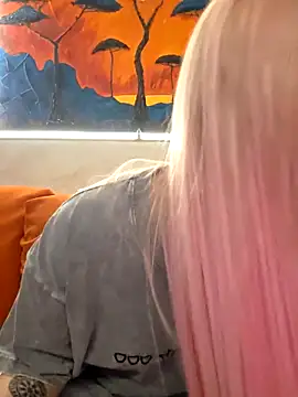 KateMonroe online show from 8, 4, 2026