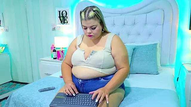 KiimBrooks online show from 22, 10, 2025