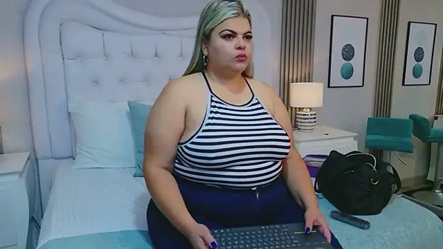 KiimBrooks online show from 9, 2, 2026