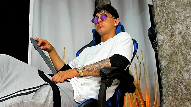 damiann wilians24 online show from 24, 9, 2025