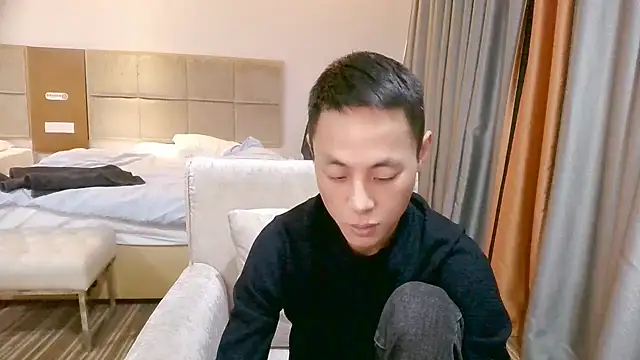 Snapshot of Tsia-Die chatting on 6, 11, 2025 Tsia-Die online show from 6, 11, 2025