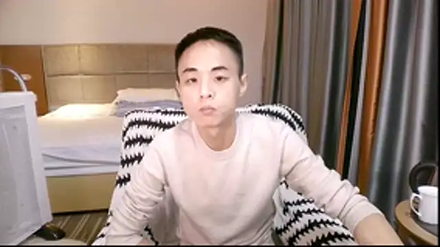 Snapshot of Tsia-Die chatting on 5, 12, 2025 Tsia-Die online show from 5, 12, 2025