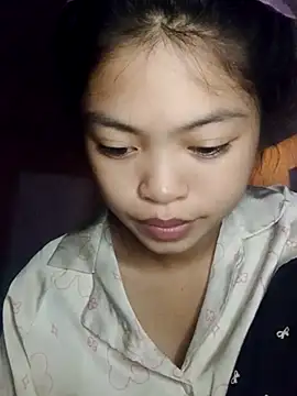 Snapshot of Thy00__ chatting on 18, 10, 2025 Thy00   online show from 18, 10, 2025