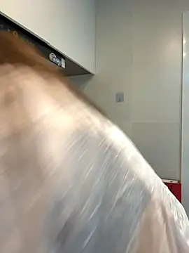 Snapshot of maomao_520 chatting on 26, 10, 2025 maomao 520 online show from 26, 10, 2025