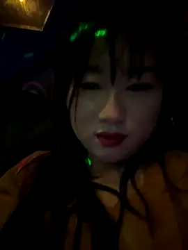 Snapshot of maomao_520 chatting on 19, 12, 2025 maomao 520 online show from 19, 12, 2025