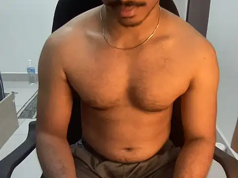 Hotmaskedboi online show from 23, 11, 2025