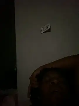 Snapshot of Preto_Diamamte chatting on 7, 10, 2025 Preto Diamamte online show from 7, 10, 2025