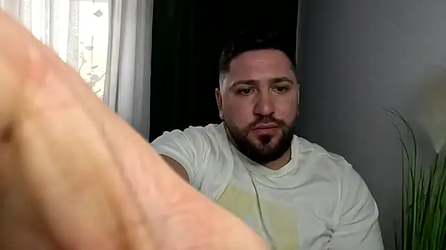 Gold Alpha Boy online show from 30, 3, 2026