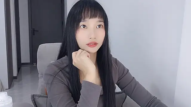 Lisa-3333 online show from 2, 11, 2025